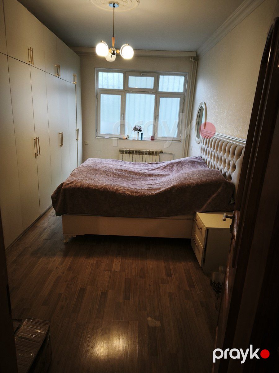 Satılır 3 otaqlı köhnə tikili 70 m² — Mənzil, Bakı (2)