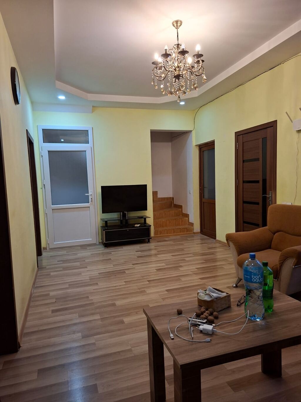 200 kv. m, 6 otaqlı, Kombi, Qaz, İşıq — Daşınmaz əmlak, Bakı (8)