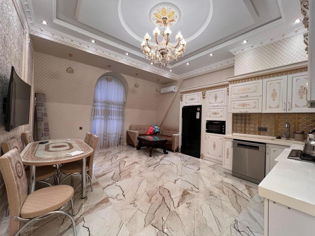 İcarəyə verilir 3 otaqlı yeni tikili 155 m² — Mənzil, Bakı (7)