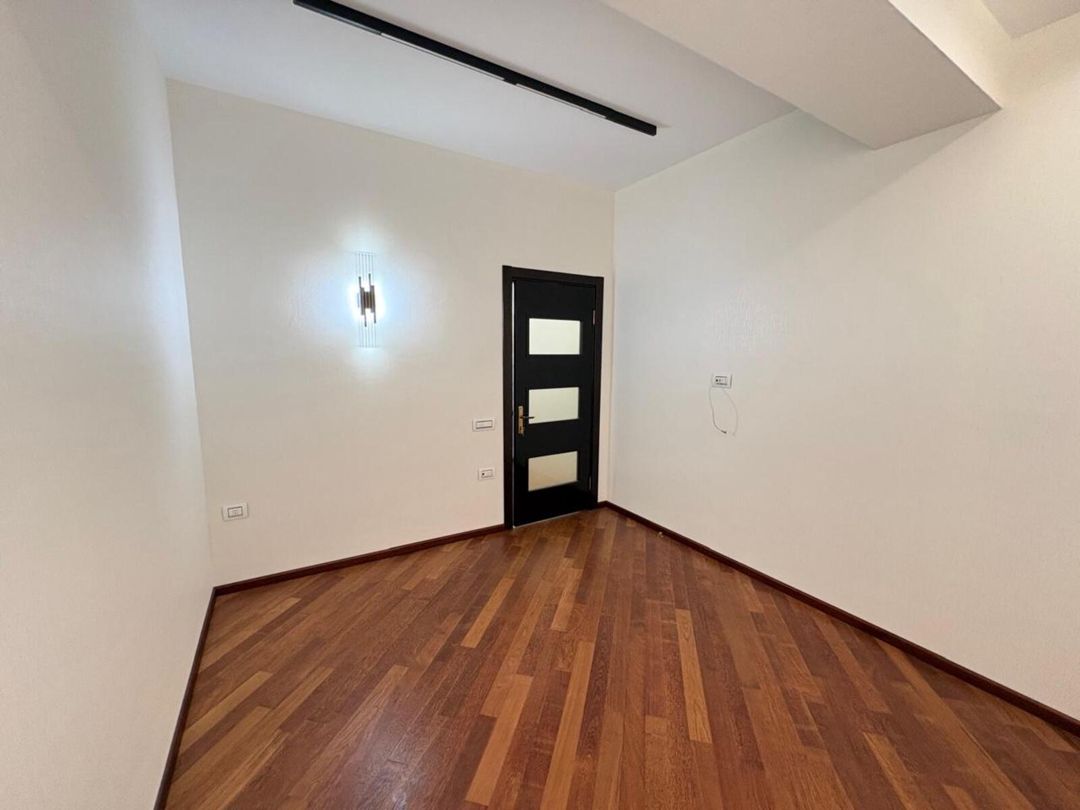 Satılır 3 otaqlı yeni tikili 130 m² — Mənzil, Bakı (8)