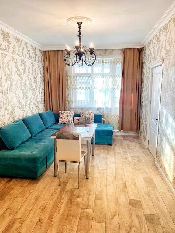 Satılır 2 otaqlı köhnə tikili 88 m² — Mənzil, Bakı (2)