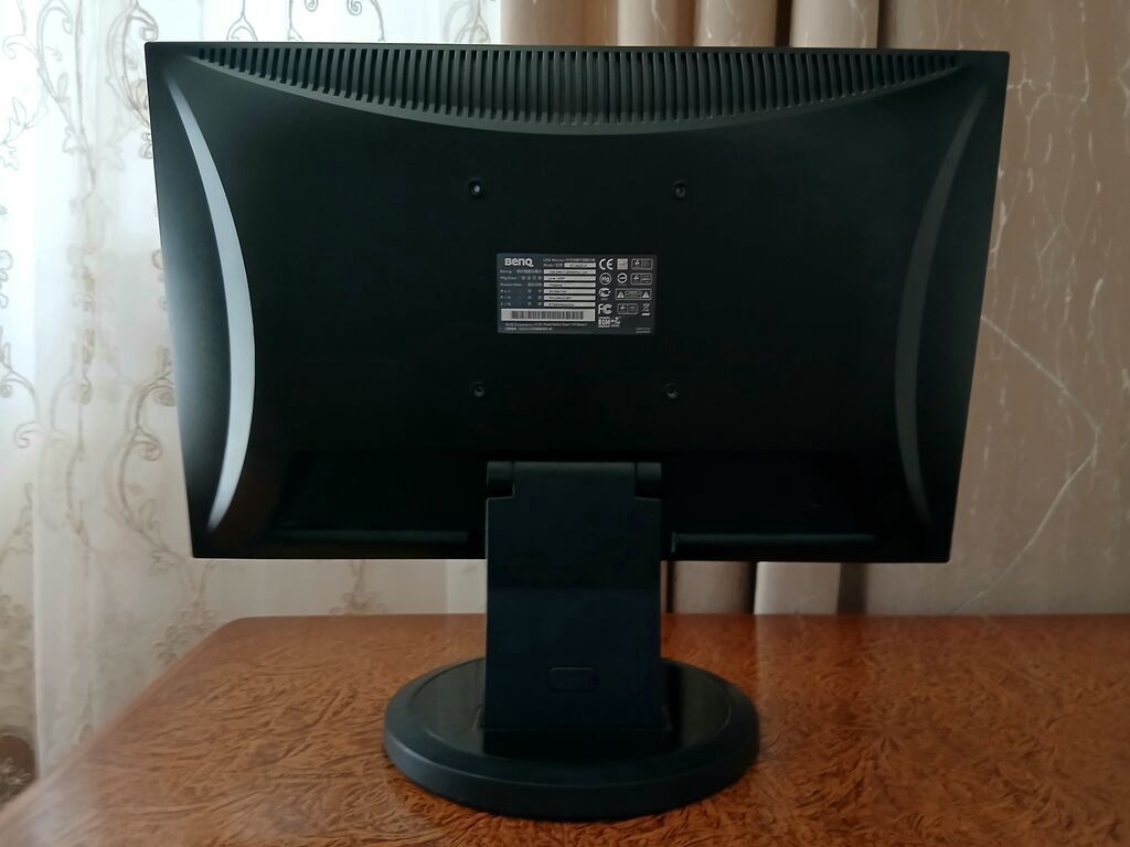 🖥️ BenQ T900HD LCD Monitor — 18.5" | VGA + DVI | 1366×768 ➡️ Marka — Elektronika, Bakı (2)