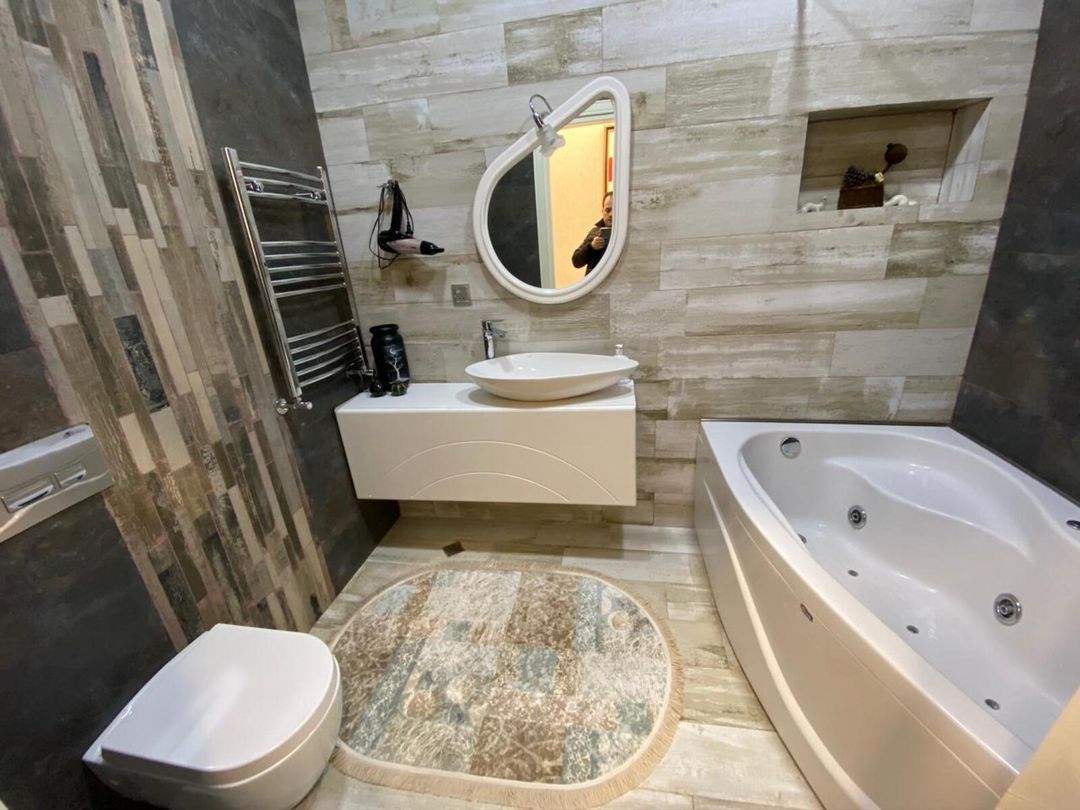 Satılır 2 otaqlı köhnə tikili 58 m² — Mənzil, Bakı (3)