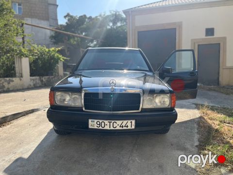 Mercedes 190, 2.0 L, 1993 il, 180 000 km