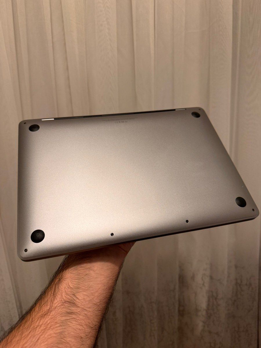 Apple Macbook Pro M1 16GB — Elektronika, Bakı (5)
