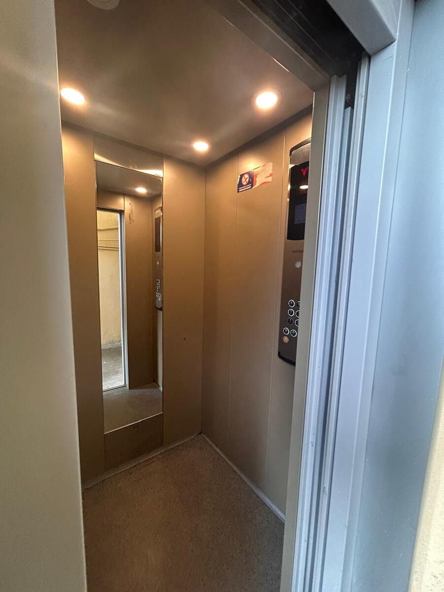 Satılır 4 otaqlı köhnə tikili 105 m² — Mənzil, Bakı (7)