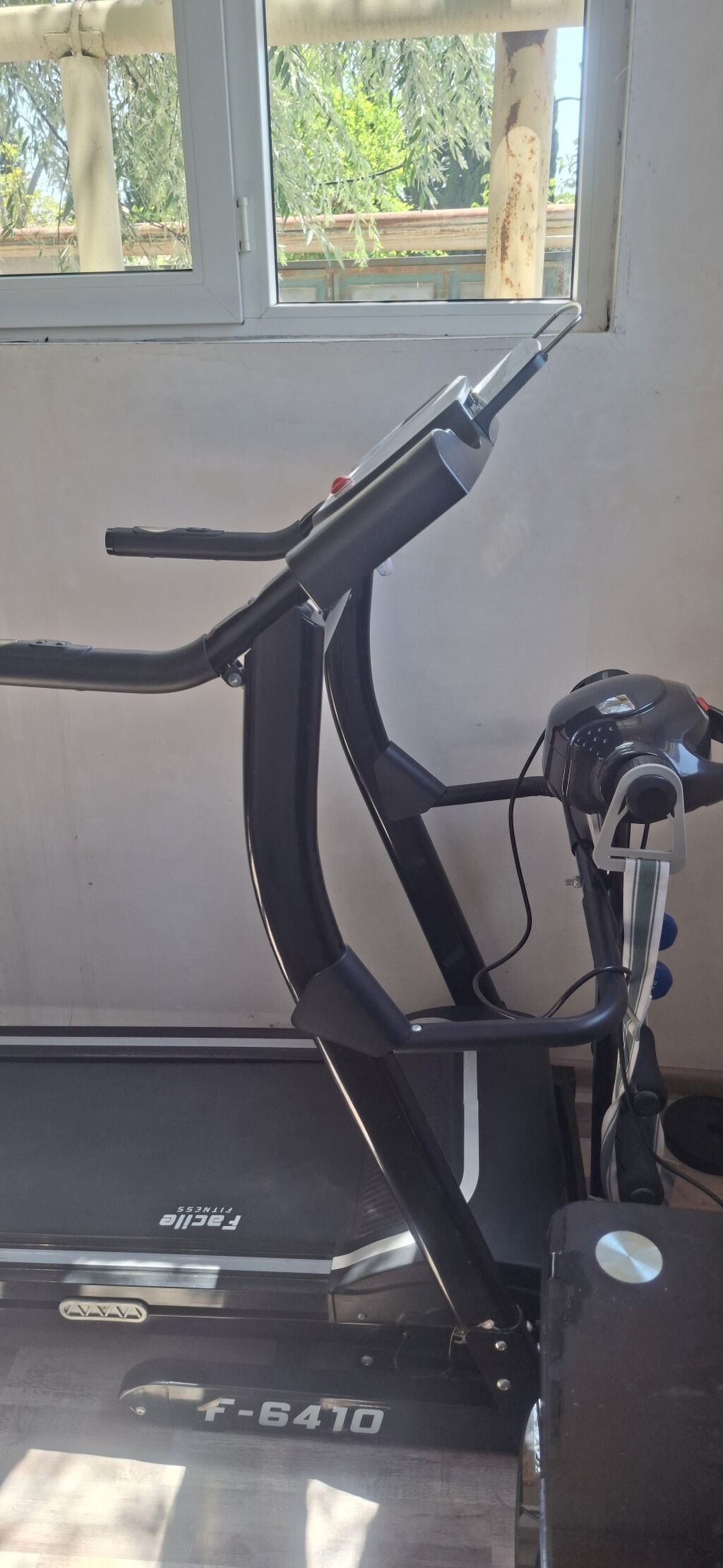 Facile Fitness F-6410 qaçış trenajoru - Elektrikli qaçış yolu, geniş — İdman və istirahət, Bakı (4)