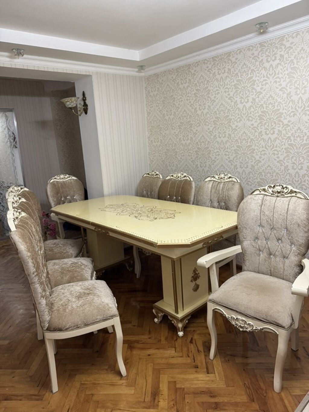 Klassik üslubda yemək dəsti - Komplekt: 1 böyük masa + 8 stul (6 ədəd — Mebel, Bakı (2)