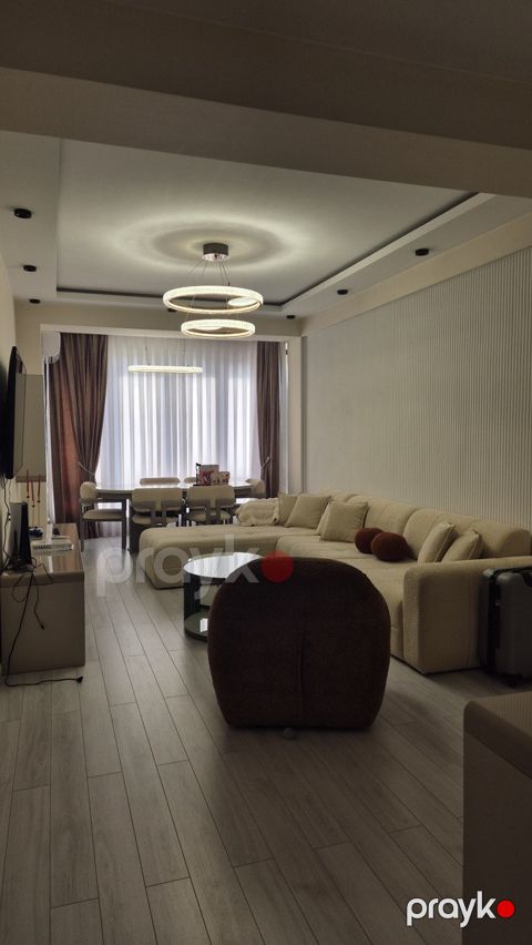 Satılır 3 otaqlı yeni tikili 138.6 m²