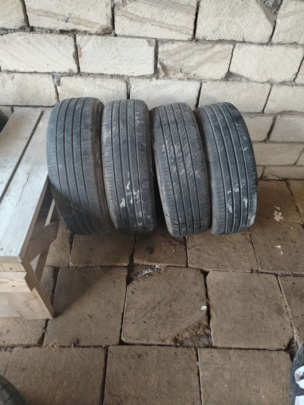 Rav 4 təkəri 4 ədəd — Təkərlər, Bakı (4)