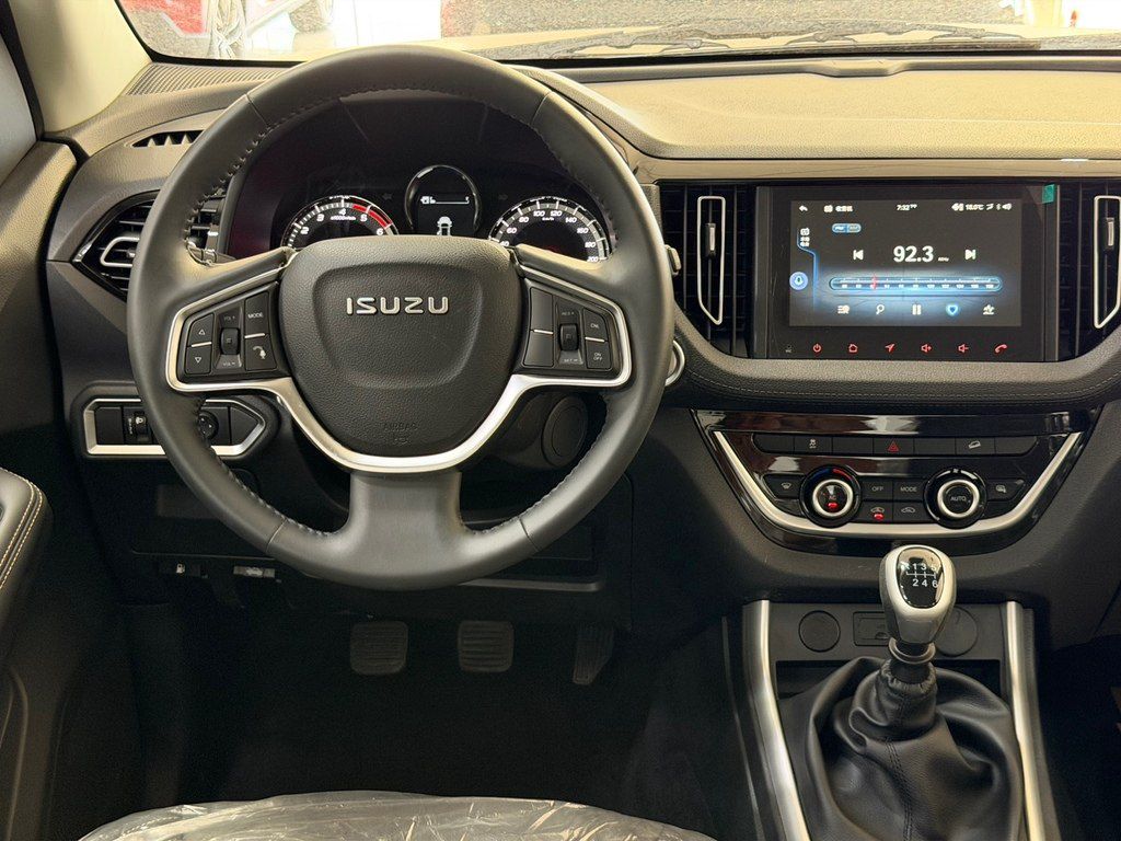 Isuzu Re-Max, 2.5 L, 2026 il, yeni — Avtomobillər, Bakı (8)