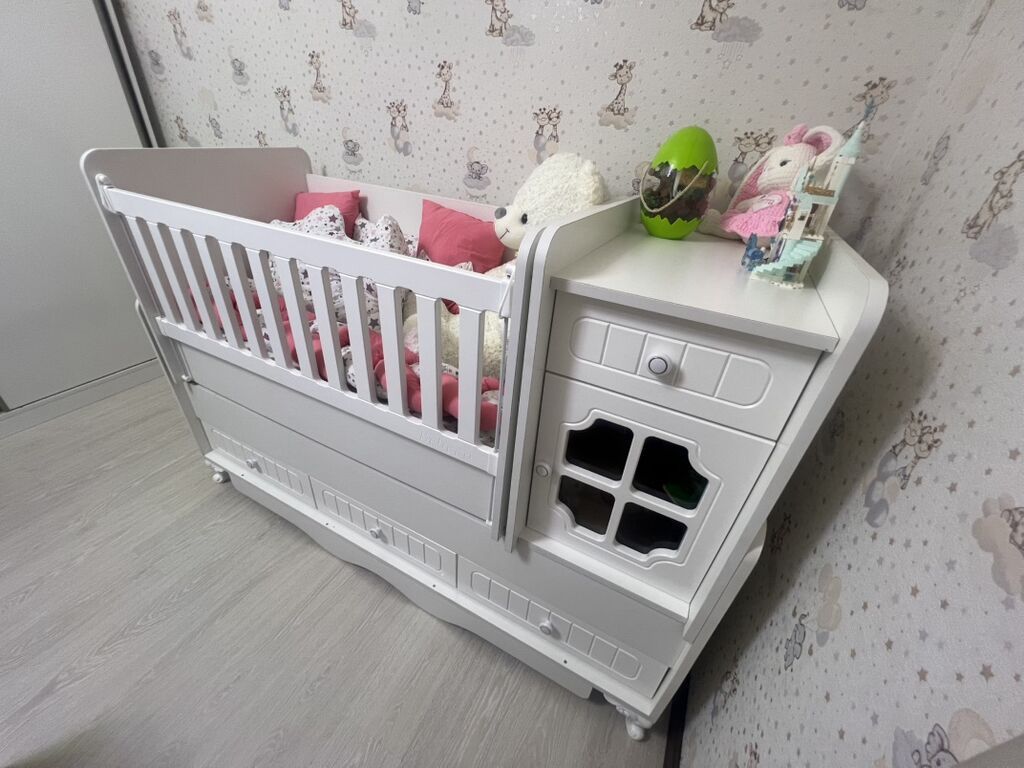 Oğlan və qız üçün, Yeni, Dördbucaq, Beşik, Dəst ilə, Matrassız, Yellənmə mexanizmi ilə — Mebel, Digah (2)