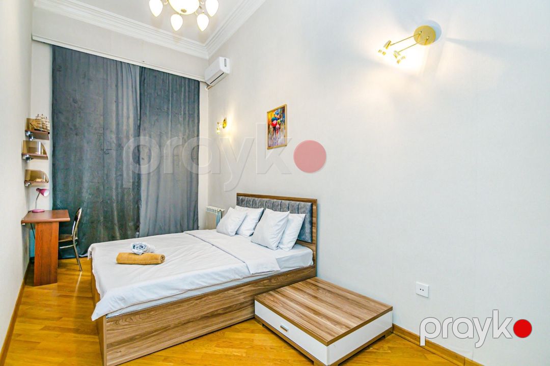 İcarəyə verilir 3 otaqlı köhnə tikili 82 m² — Mənzil, Bakı (8)