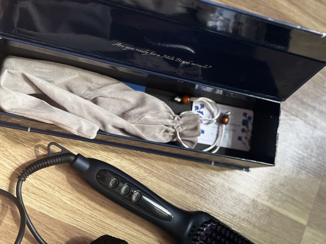 Mila brush düzləşdirici daraq başlıqlı feni — Şəxsi əşyalar, Bakı (2)