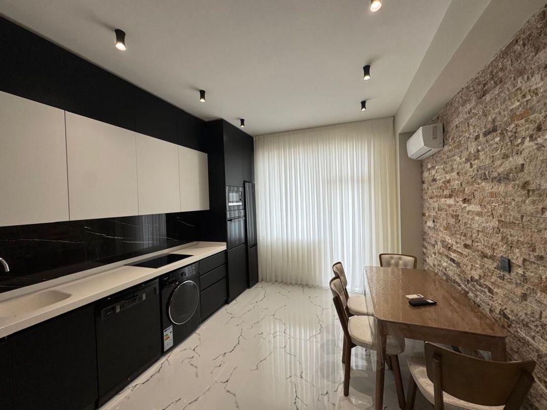 İcarəyə verilir 3 otaqlı yeni tikili 141 m² — Mənzil, Bakı (10)