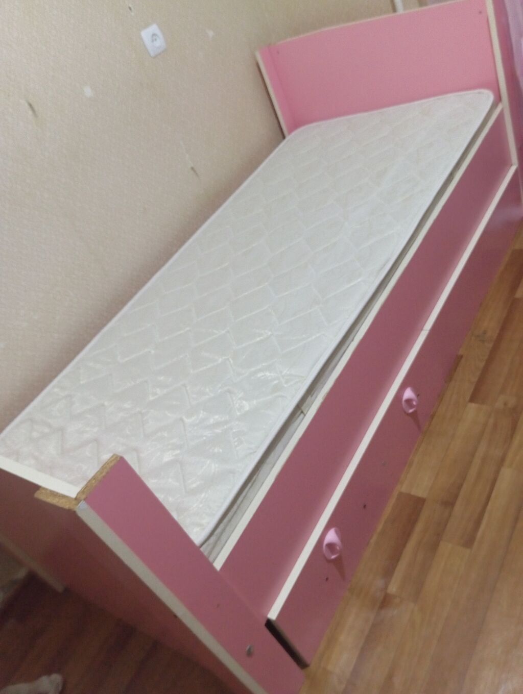 Uşaq/yəniyetmə üçün tək nəfərlik çarpayı və döşək dəsti — Mebel, Bakı