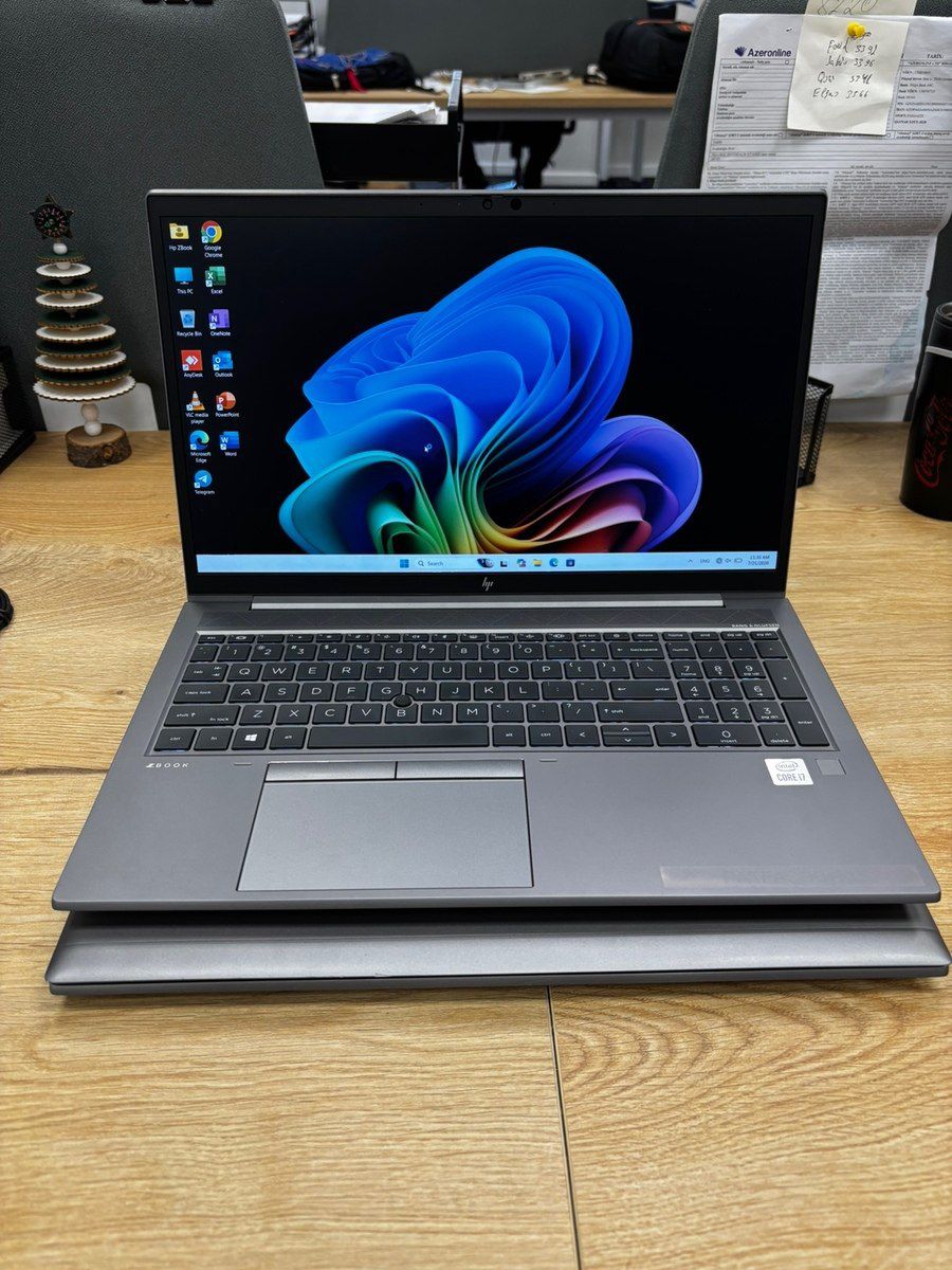 HP Zbook Firefly 15.6 (i7. 16/512) — Elektronika, Bakı