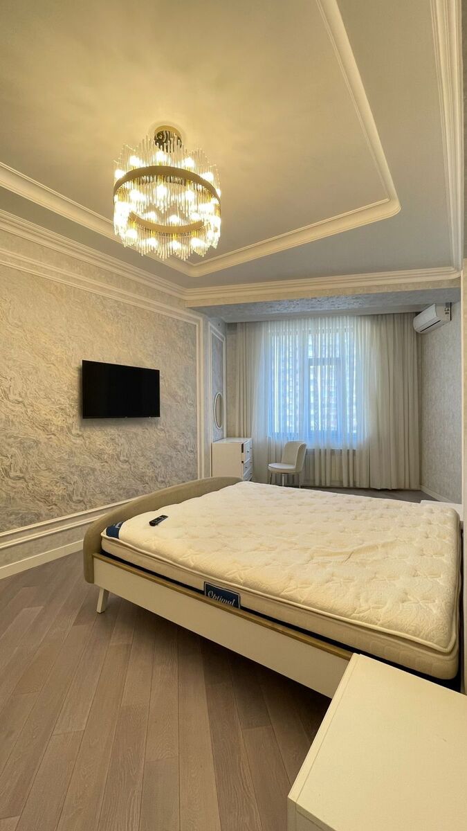 İcarəyə verilir 4 otaqlı yeni tikili 200 m² — Mənzil, Bakı (7)