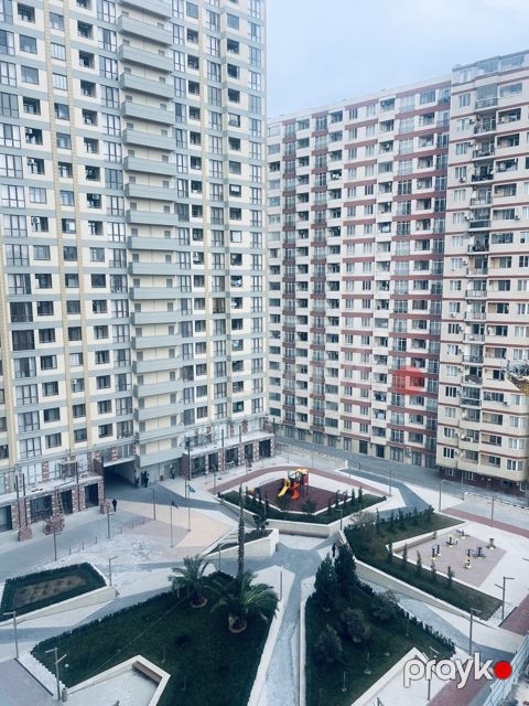 Satılır 3 otaqlı yeni tikili 75 m²