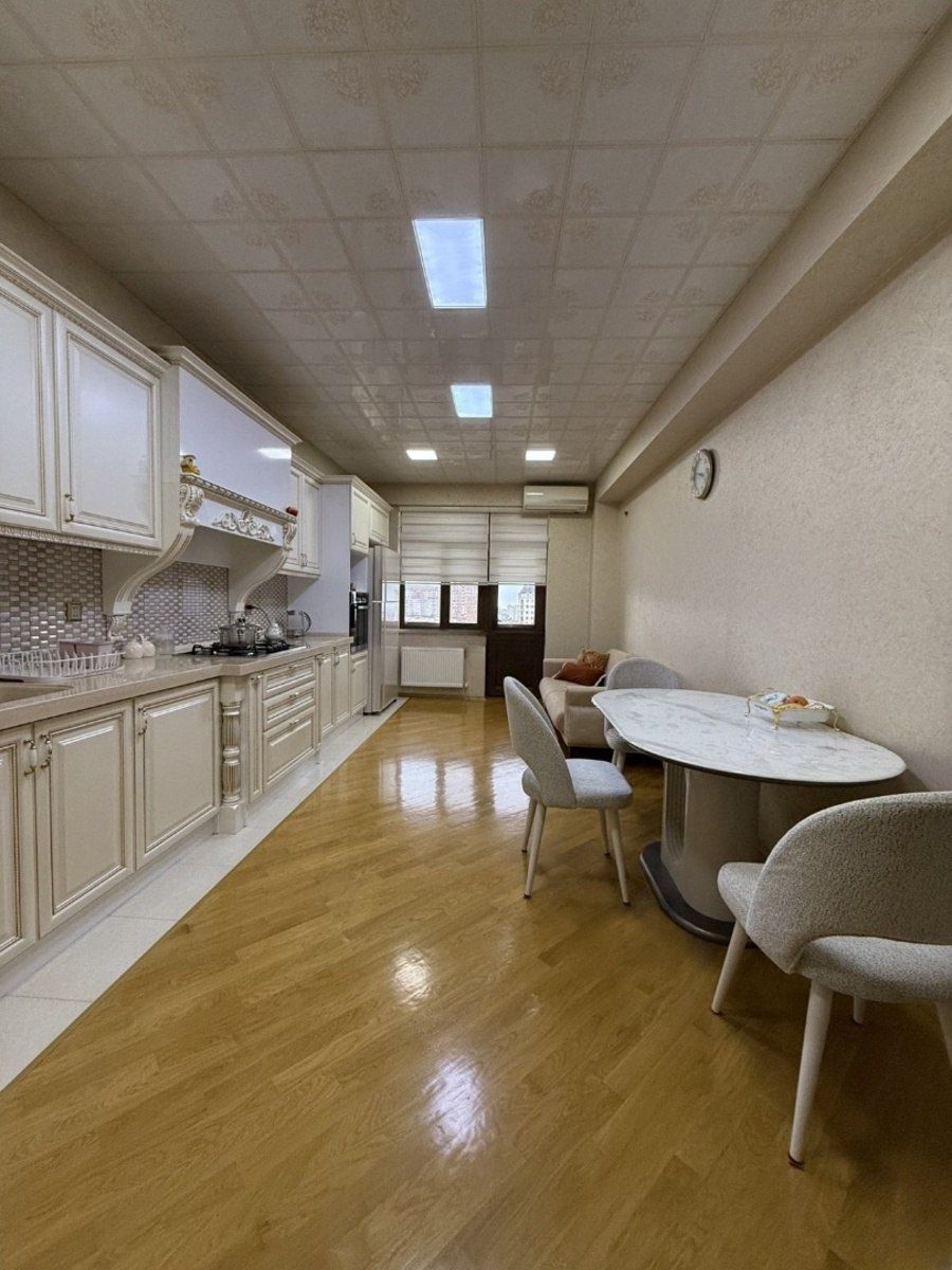Satılır 3 otaqlı yeni tikili 176 m² — Mənzil, Bakı (4)