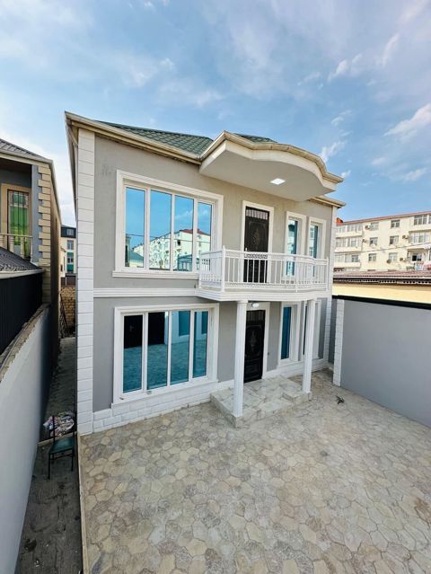 5 otaqlı, 157 kv. m, Yeni təmirli