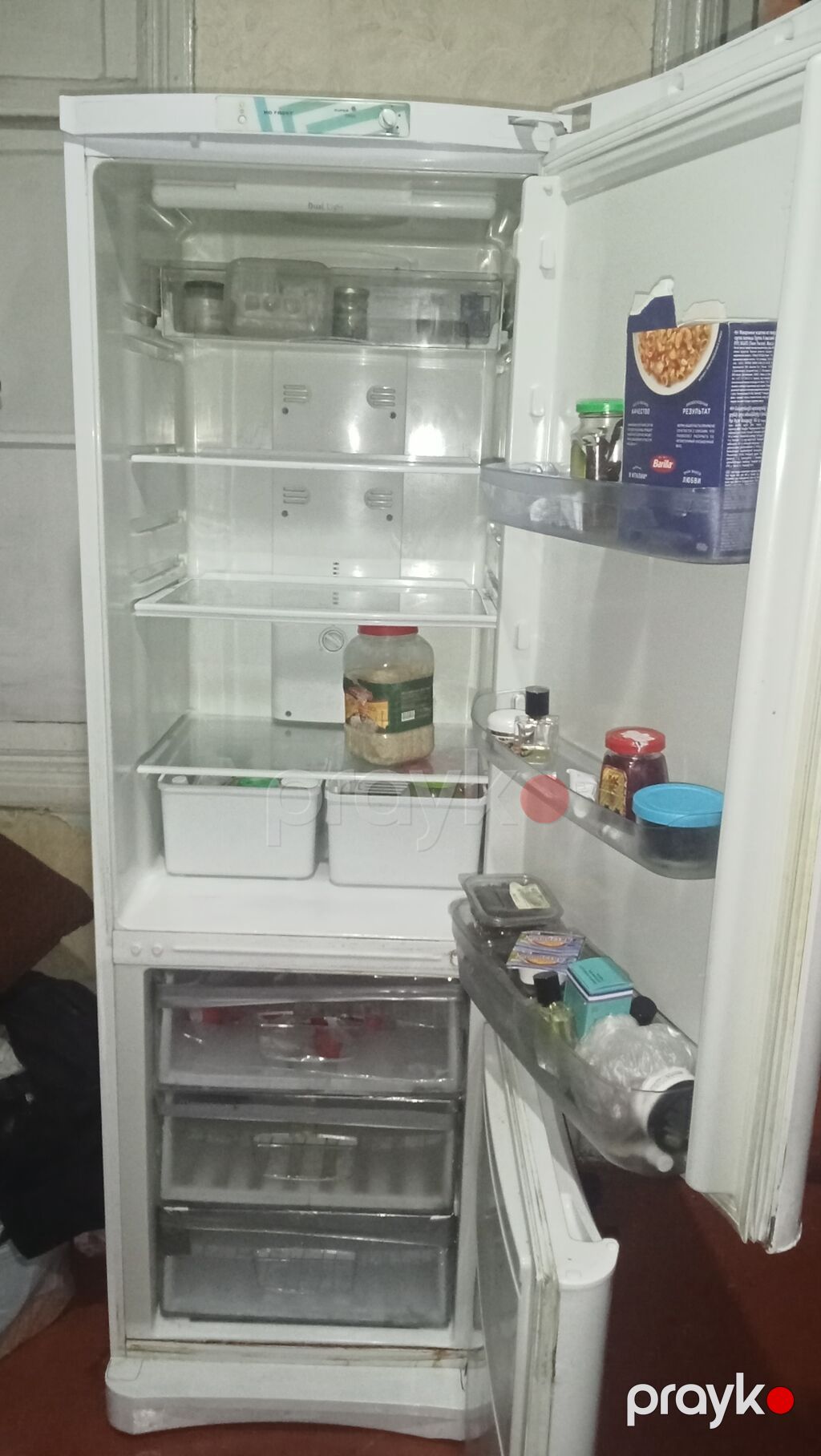 Indesit Nofros soyuducu işlək vəziyyətdədir. 60/185 cm. Həyət — Soyuducular, Bakı (2)