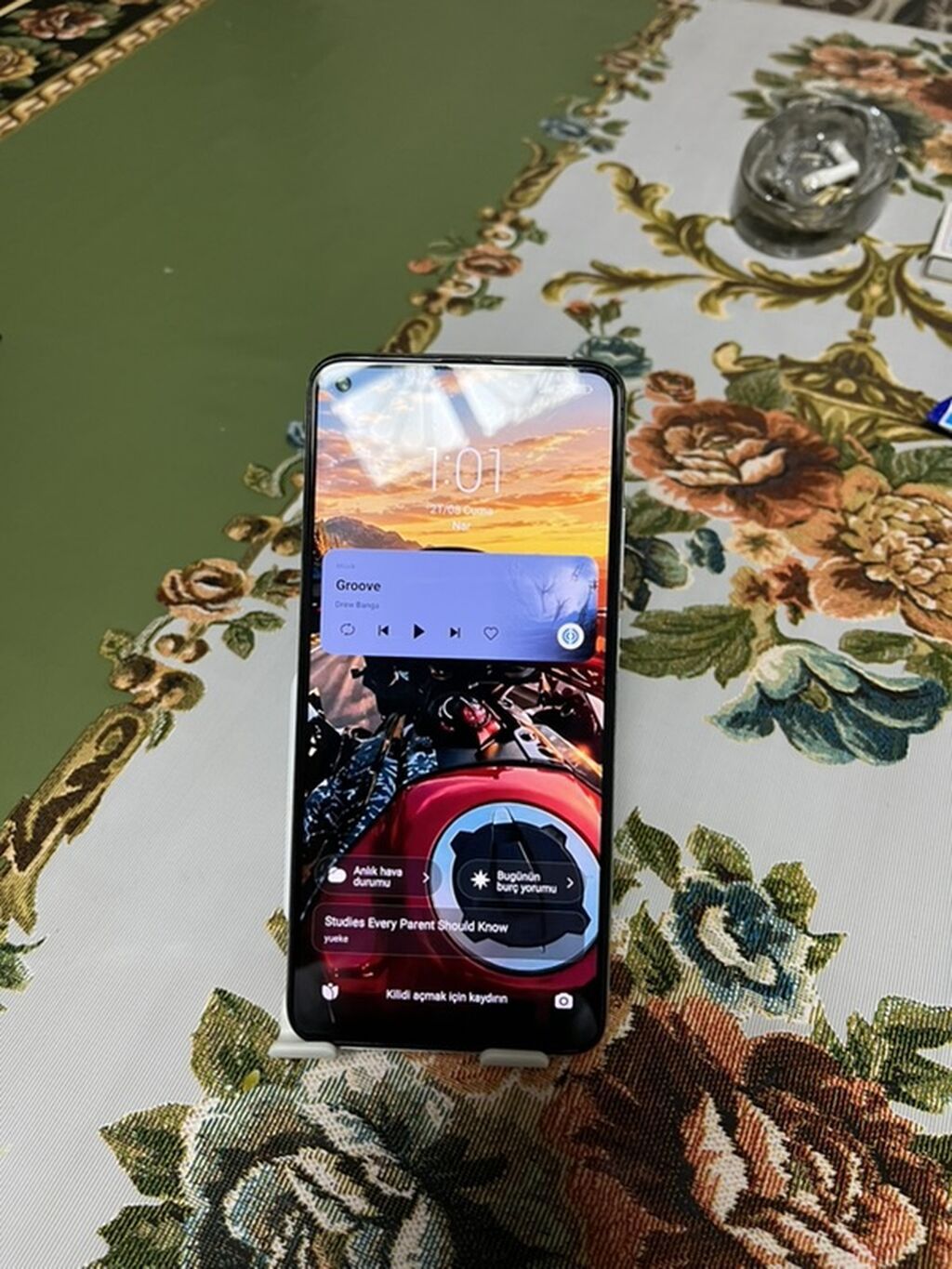 Xiaomi Mi 10T, rəng - Gümüşü, Qırıq — Xiaomi, Bakı (2)
