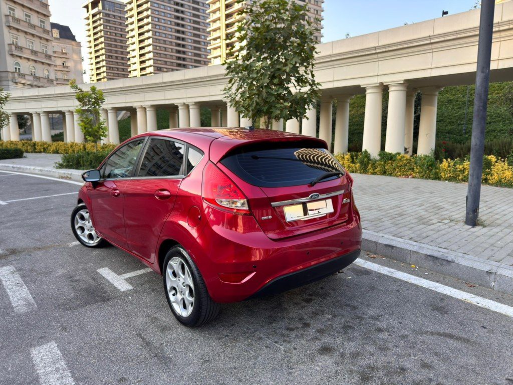 Ford Fiesta, 1.6 L, 2010 il, 278 417 km — Avtomobillər, Bakı (9)