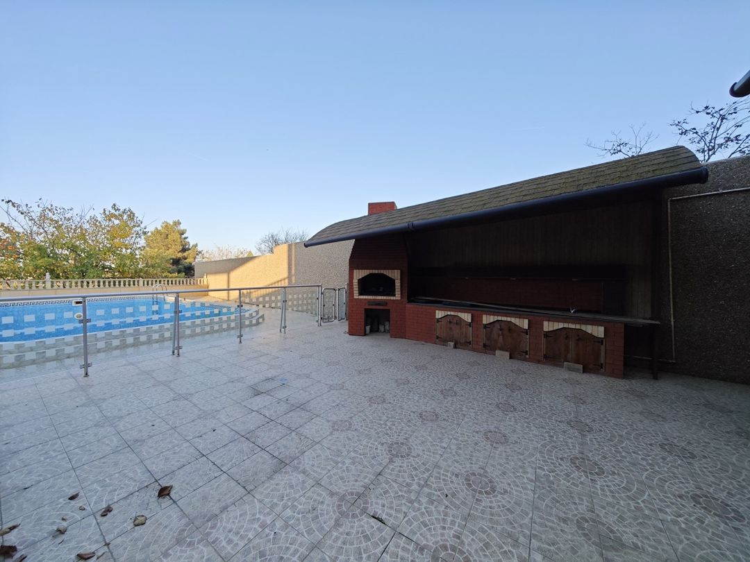 Satılır 10 otaqlı həyət evi/bağ evi 300 m² — Ev, villa, Bakı (4)