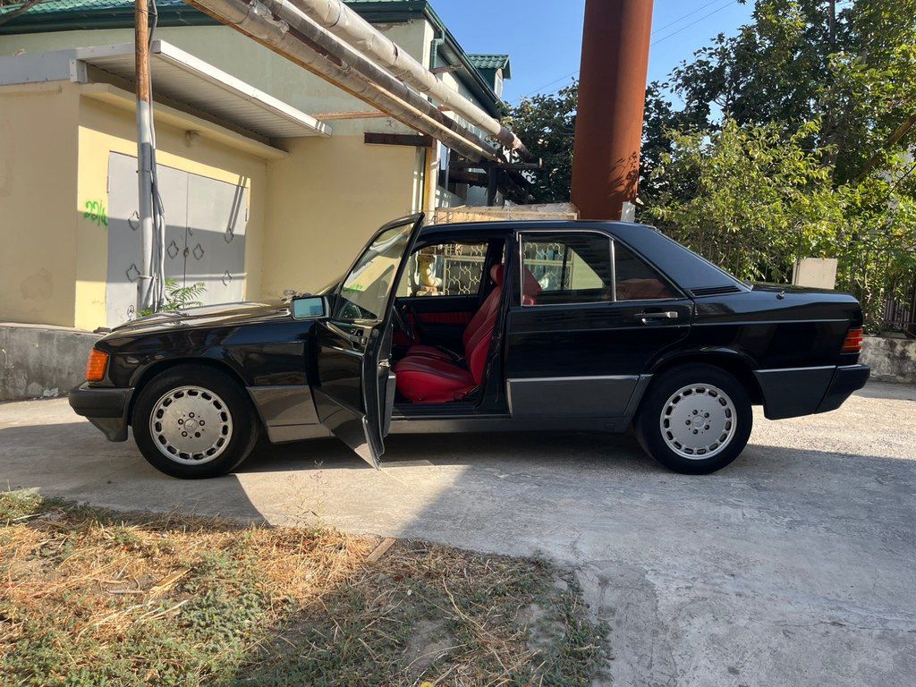 Mercedes 190, 2.0 L, 1993 il, 180 000 km — Avtomobillər, Bakı (4)