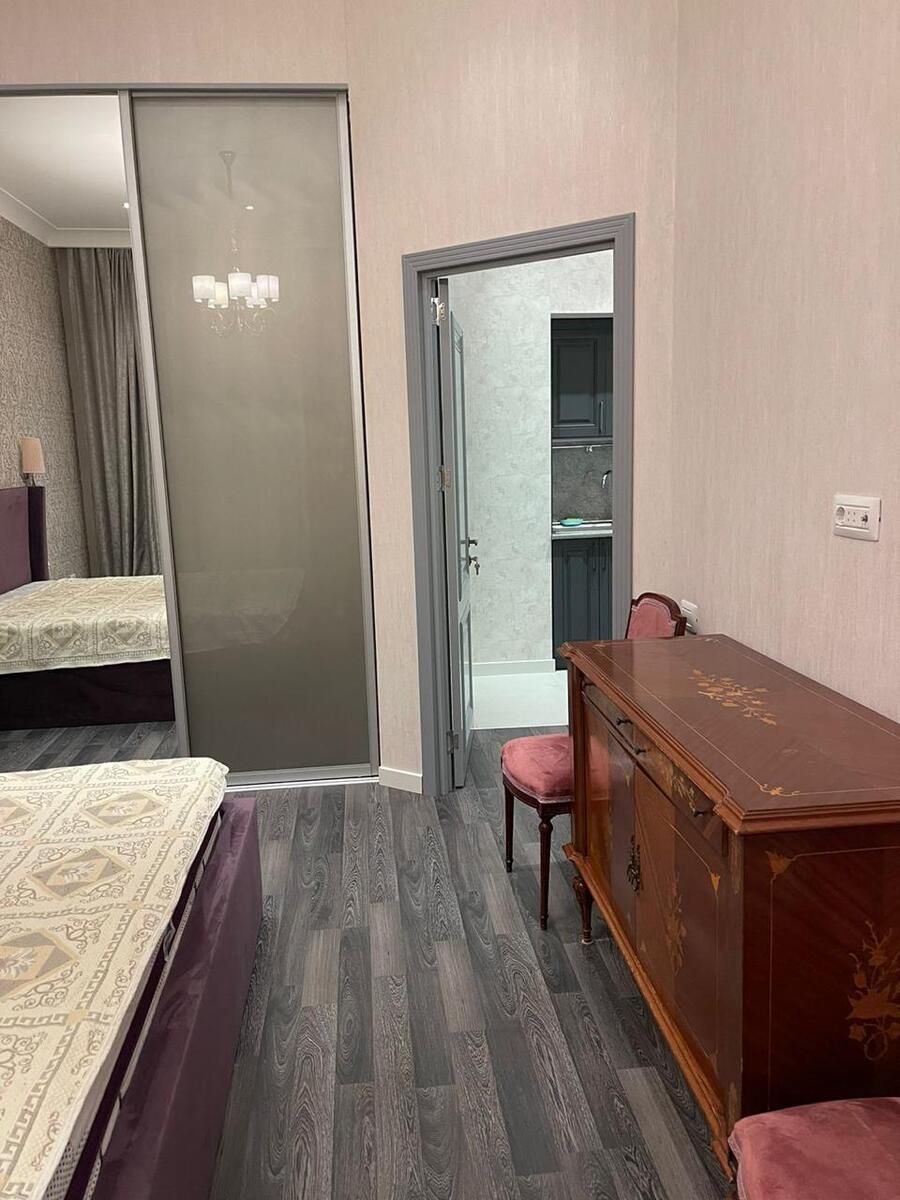 2-otaqlı yeni tikili kirayə verilir, Nizami m., 90 m² — Mənzil, Bakı (7)