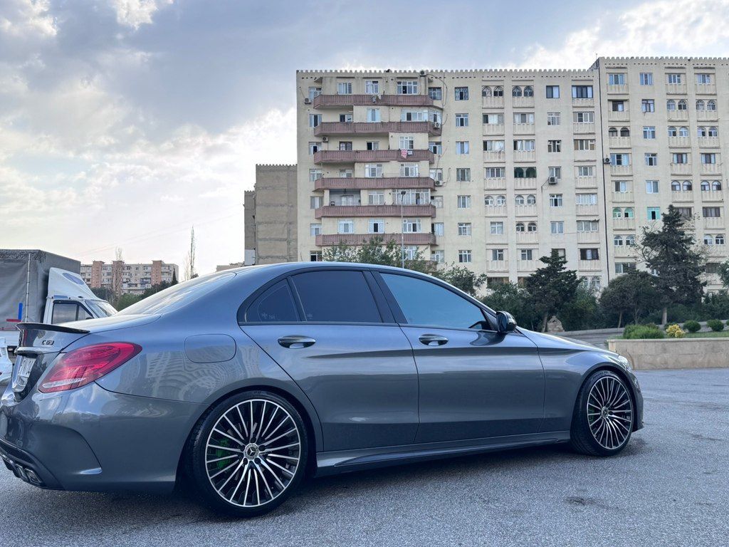 Mercedes C 300, 2.0 L, 2017 il, 120 000 km — Avtomobillər, Bakı (10)