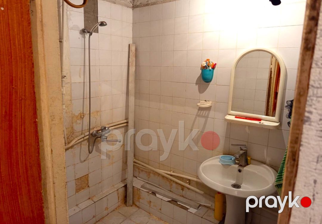 Satılır 2 otaqlı köhnə tikili 60 m² — Mənzil, Bakı (7)