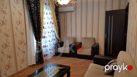 Satılır 2 otaqlı köhnə tikili 59 m²