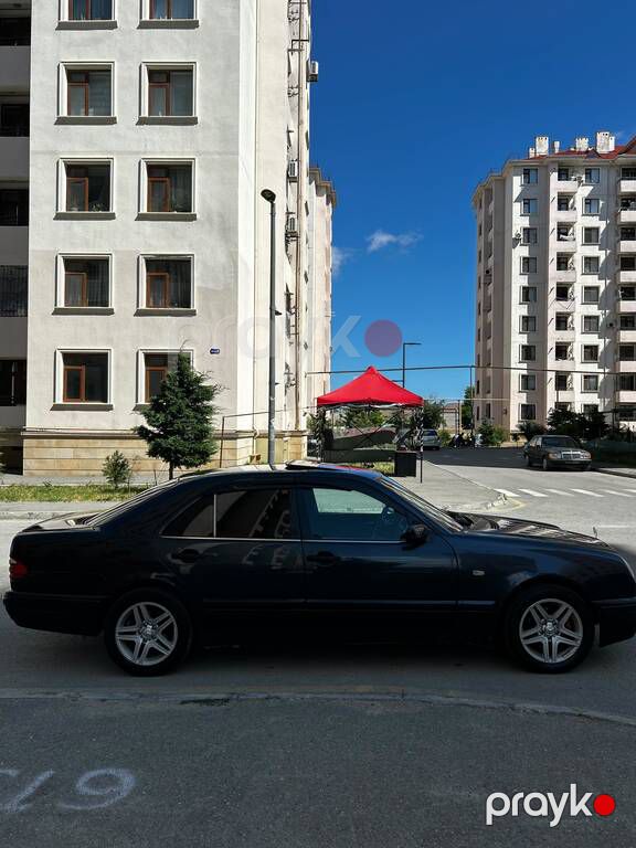 Mercedes E 200, 2.0 L, 1997 il, 260 000 km 99-NJ-566 — Avtomobillər, Bakı (4)