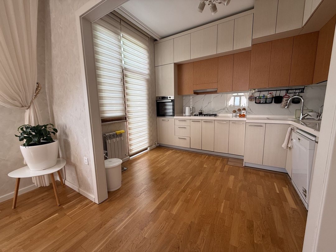 Satılır 2 otaqlı yeni tikili 80 m² — Mənzil, Bakı (9)