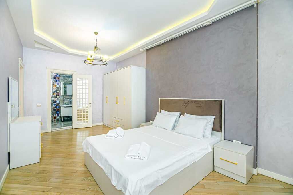 İcarəyə verilir 3 otaqlı yeni tikili 147 m² — Mənzil, Bakı (8)