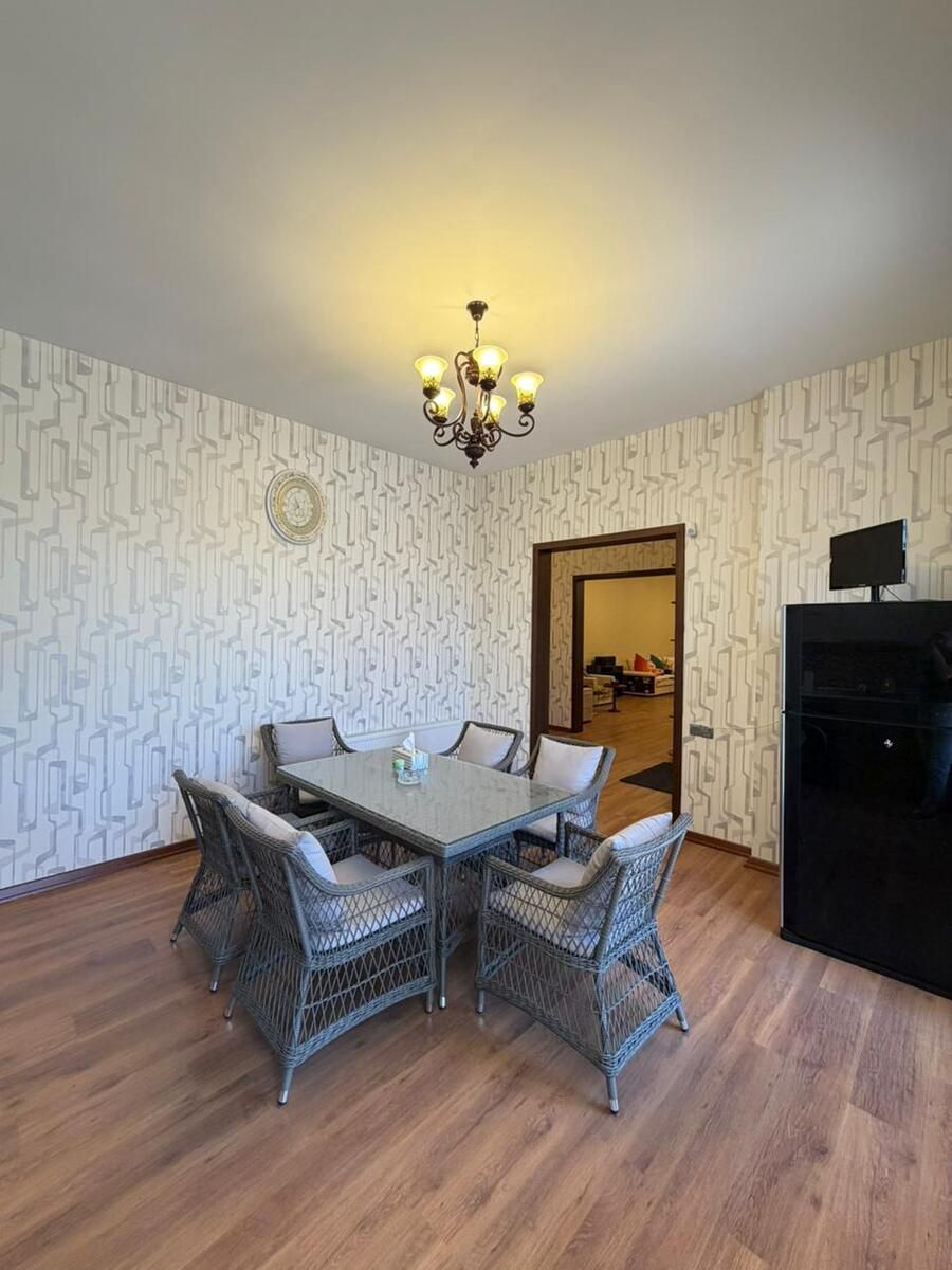 Satılır 5 otaqlı həyət evi/bağ evi 200 m² — Ev, villa, Bakı (12)