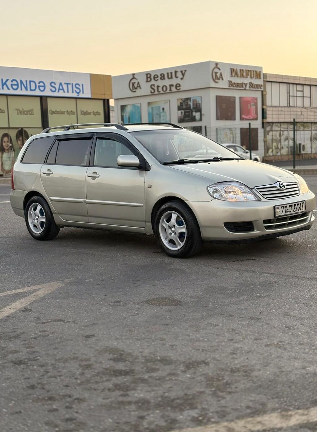 Toyota Corolla: 1.4 l | 2006 il Universal — Avto, Qobu (2)