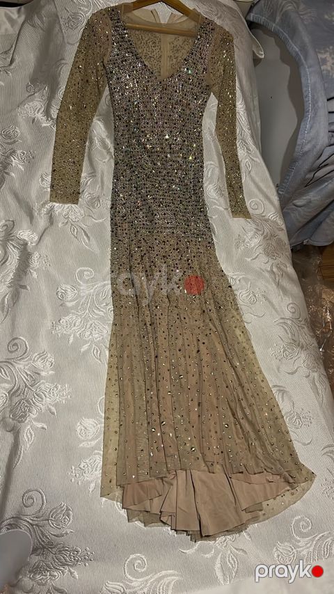 Zərif axşam/toy libası — şampan-bej ombre, kristal bəzəkli