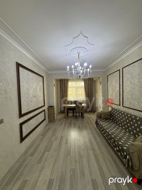 İcarəyə verilir 2 otaqlı köhnə tikili 55 m²