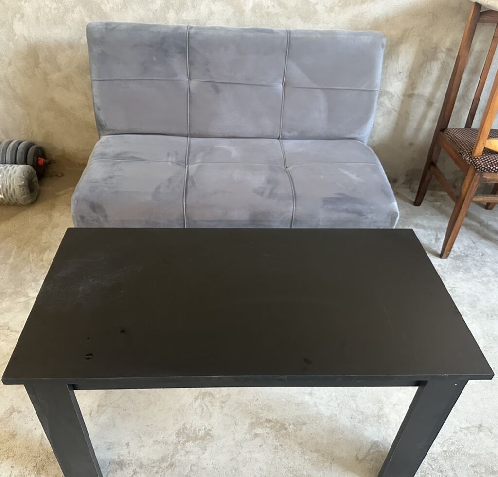 Minimalist dəst: qonaq otağı üçün divan, jurnal masası və puf - — Mebel, Masazır (3)
