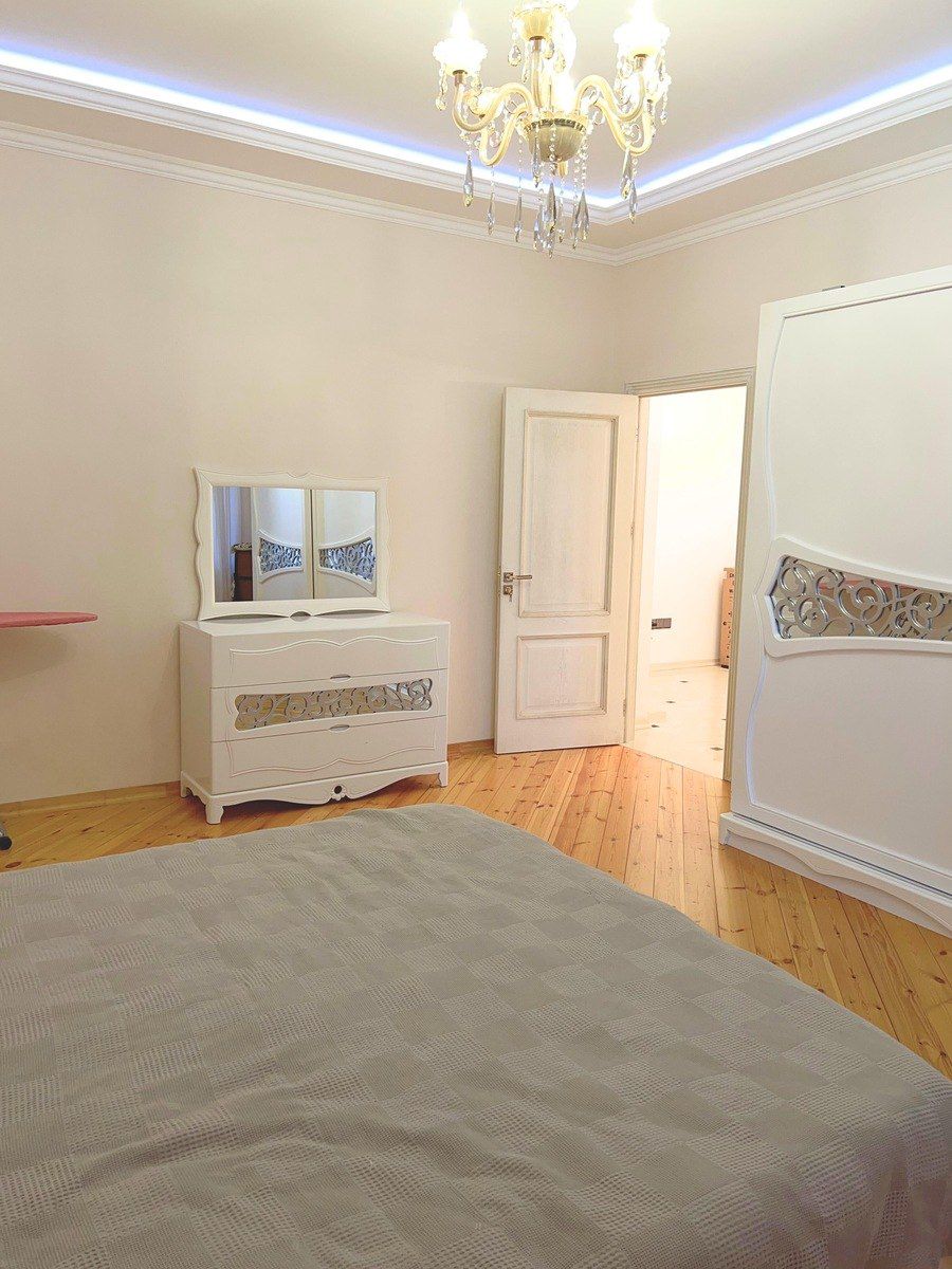 İcarəyə verilir 2 otaqlı yeni tikili 110 m² — Mənzil, Bakı (11)
