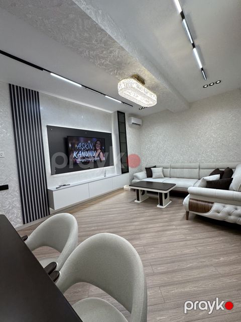 Satılır 3 otaqlı yeni tikili 91 m²