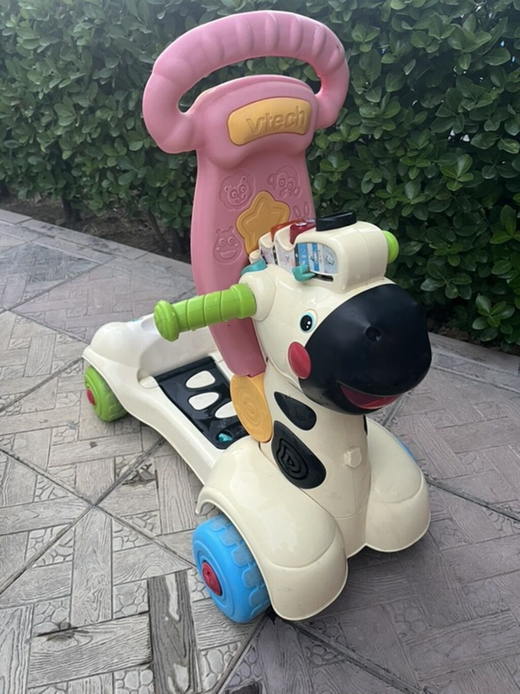 VTech uşaq gəzindirici və minik oyuncağı - 2-si 1-də dizayn