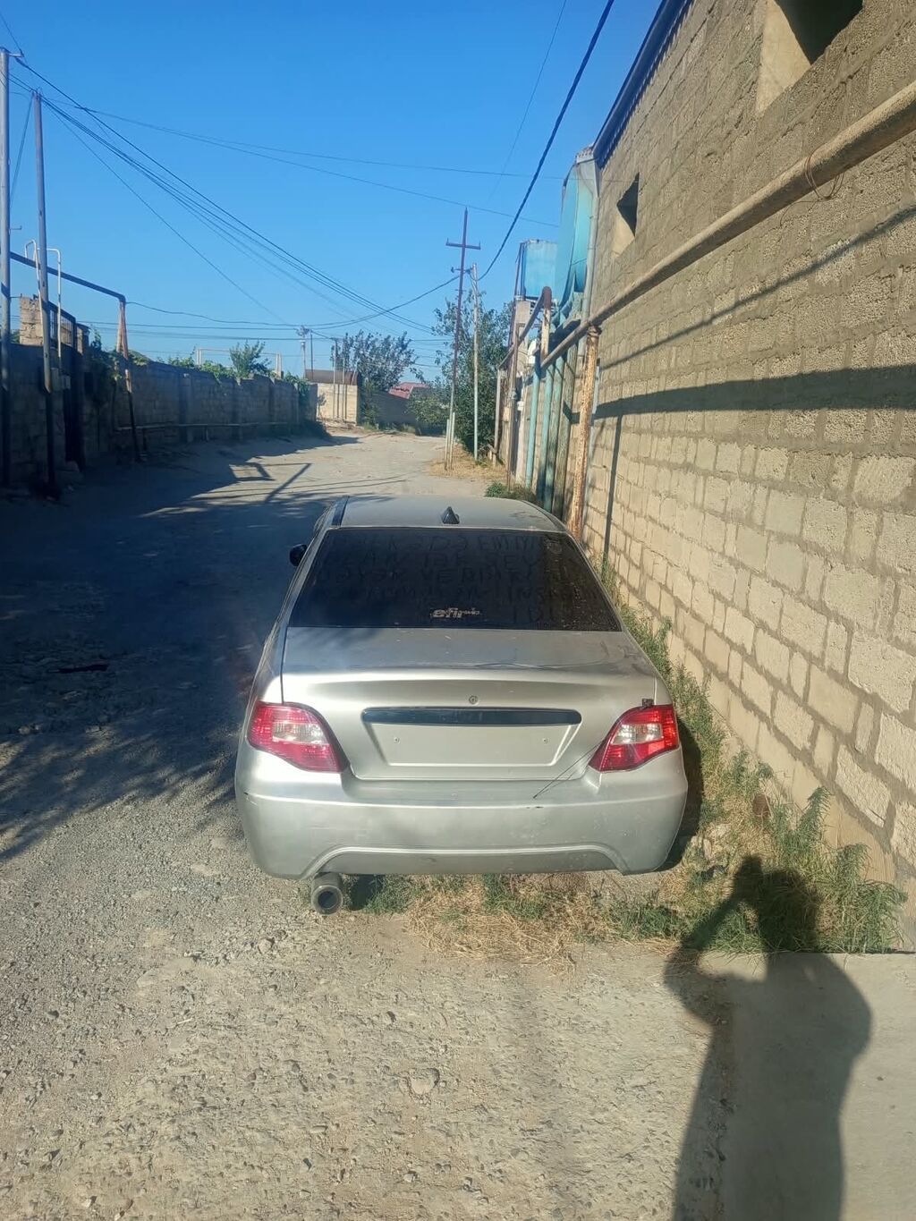 Avtomobil: Daewoo Nexia (sedan), gümüşü rəng Kuzov: 4 qapı, arxa — Daewoo, Bakı