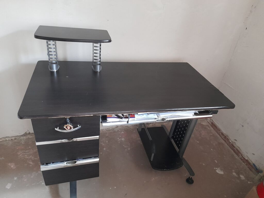 Düz masa, Polkalı, Siyirməli, Metal — Mebel, Bakı (5)