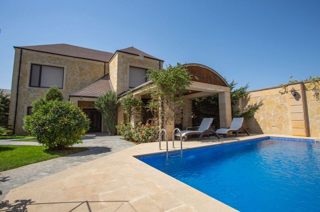 Satılır 6 otaqlı həyət evi/bağ evi 300 m² — Ev, villa, Bakı (2)