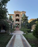 Satılır 11 otaqlı həyət evi/bağ evi 450 m² — Aşabel xanım