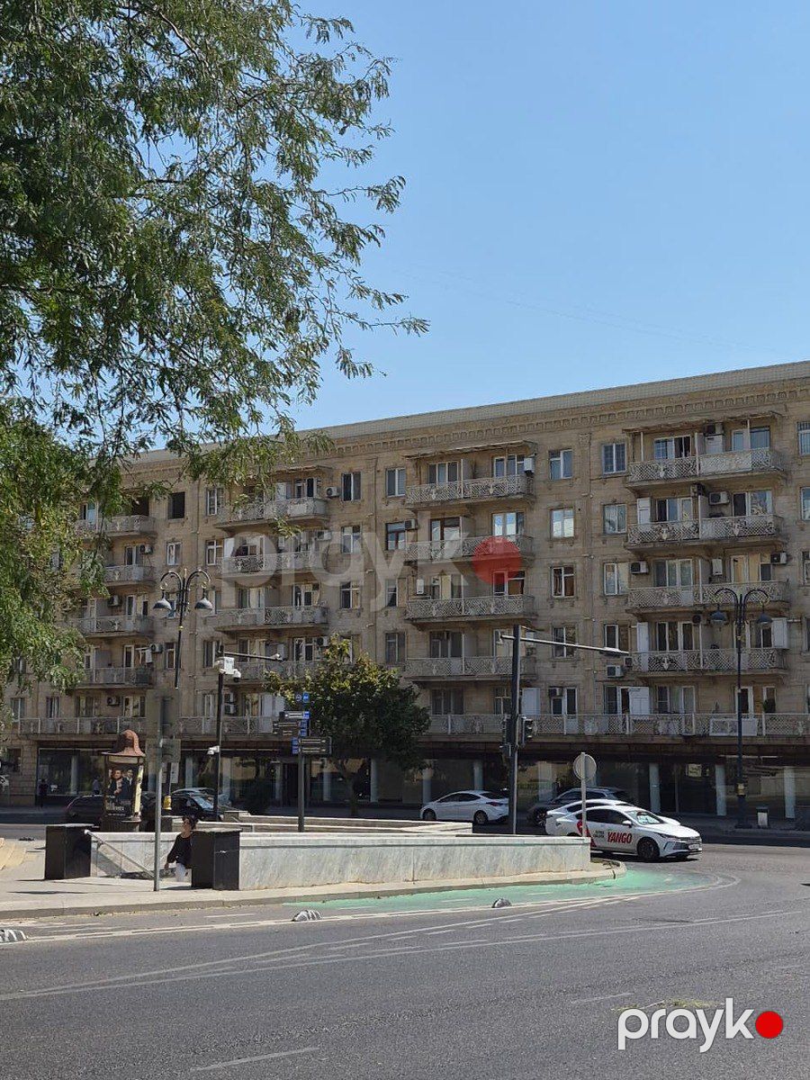 Satılır 2 otaqlı köhnə tikili 70 m² — Mənzil, Bakı (6)